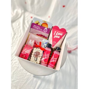 Подарочный бокс "Sweet Love"